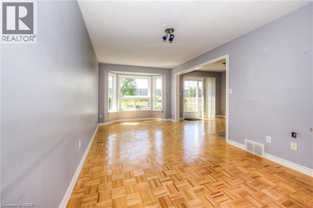 53 Wingfield Avenue, Stratford, Ontario  N5A 7R5 - Photo 9 - 40842227