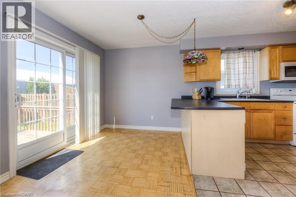 53 Wingfield Avenue, Stratford, Ontario  N5A 7R5 - Photo 12 - 40842227