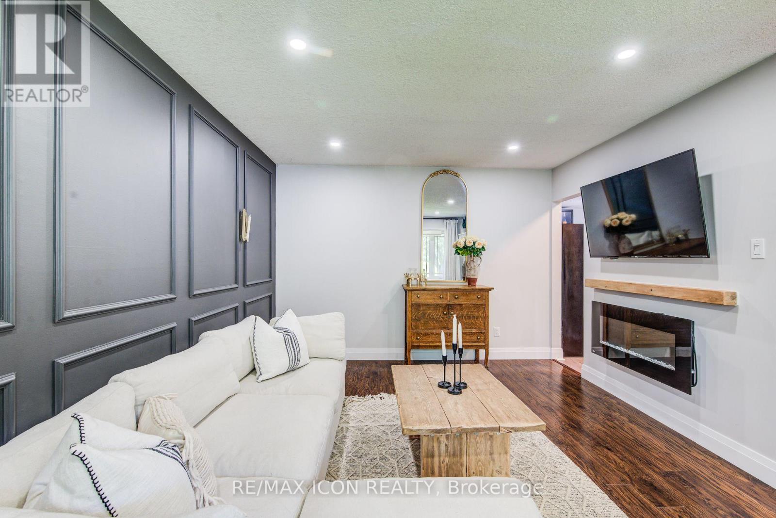 88 Pinedale Drive, Kitchener, Ontario  N2E 1J7 - Photo 6 - X13709384