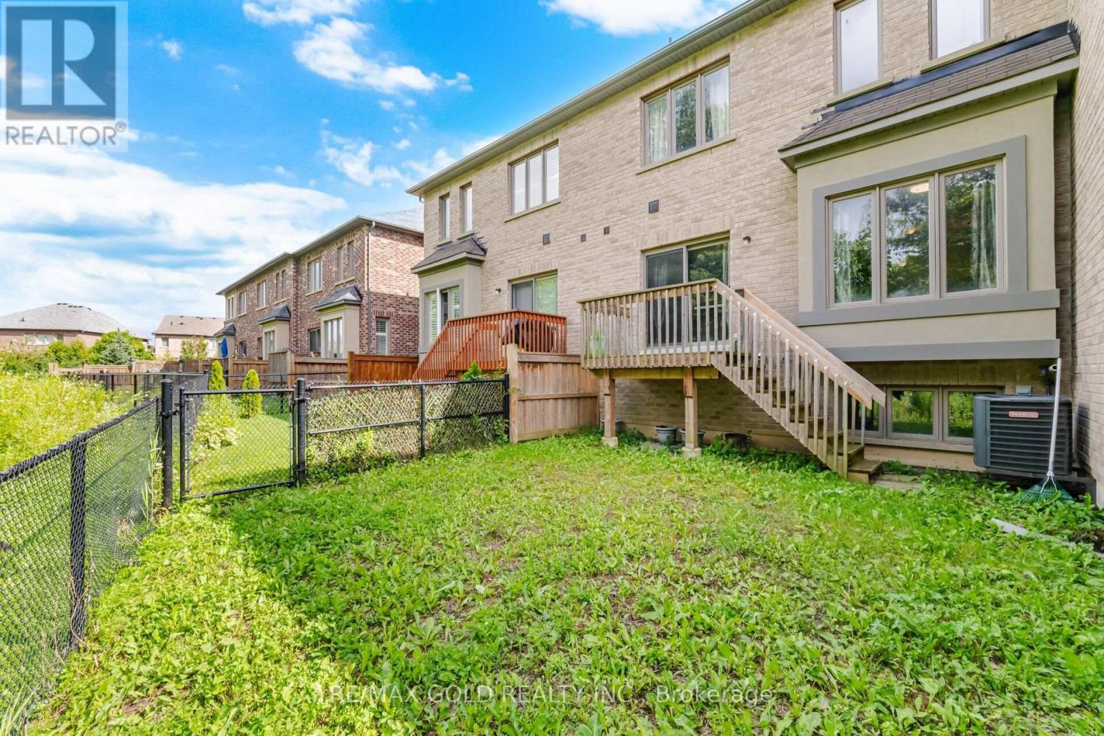 9 Oliana Way, Brampton, Ontario  L6Y 6G8 - Photo 42 - W13698382