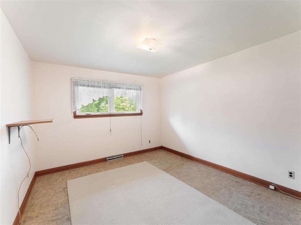 631 Hoddinott Road, East St Paul, Manitoba  R2E 0H7 - Photo 24 - 202616537