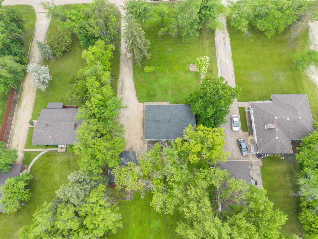 631 Hoddinott Road, East St Paul, Manitoba  R2E 0H7 - Photo 7 - 202616537