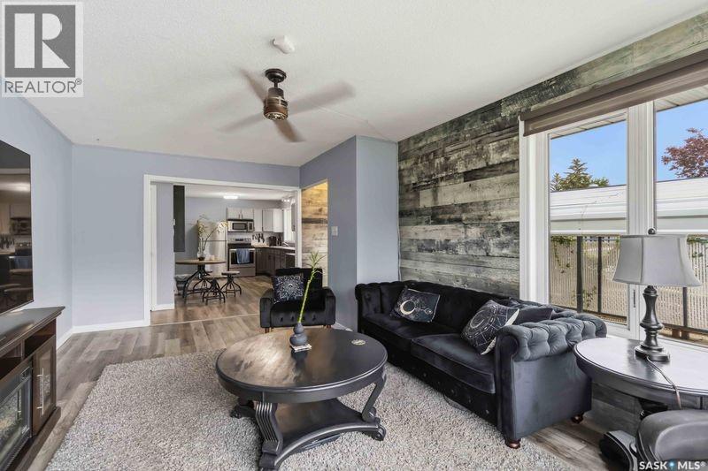 22 Columbia Drive, Saskatoon, Saskatchewan  S7K 1E5 - Photo 3 - SK046527