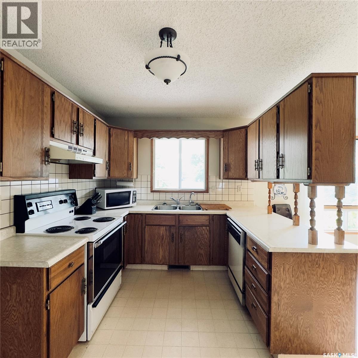 410 1st Street S, Waldheim, Saskatchewan  S0K 4R0 - Photo 10 - SK046380