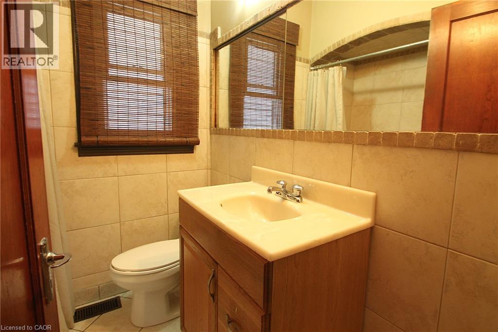 35 Barons Avenue S, Hamilton, Ontario  L8K 2Y1 - Photo 12 - 40850028