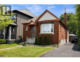 35 BARONS Avenue S, Hamilton, Ontario