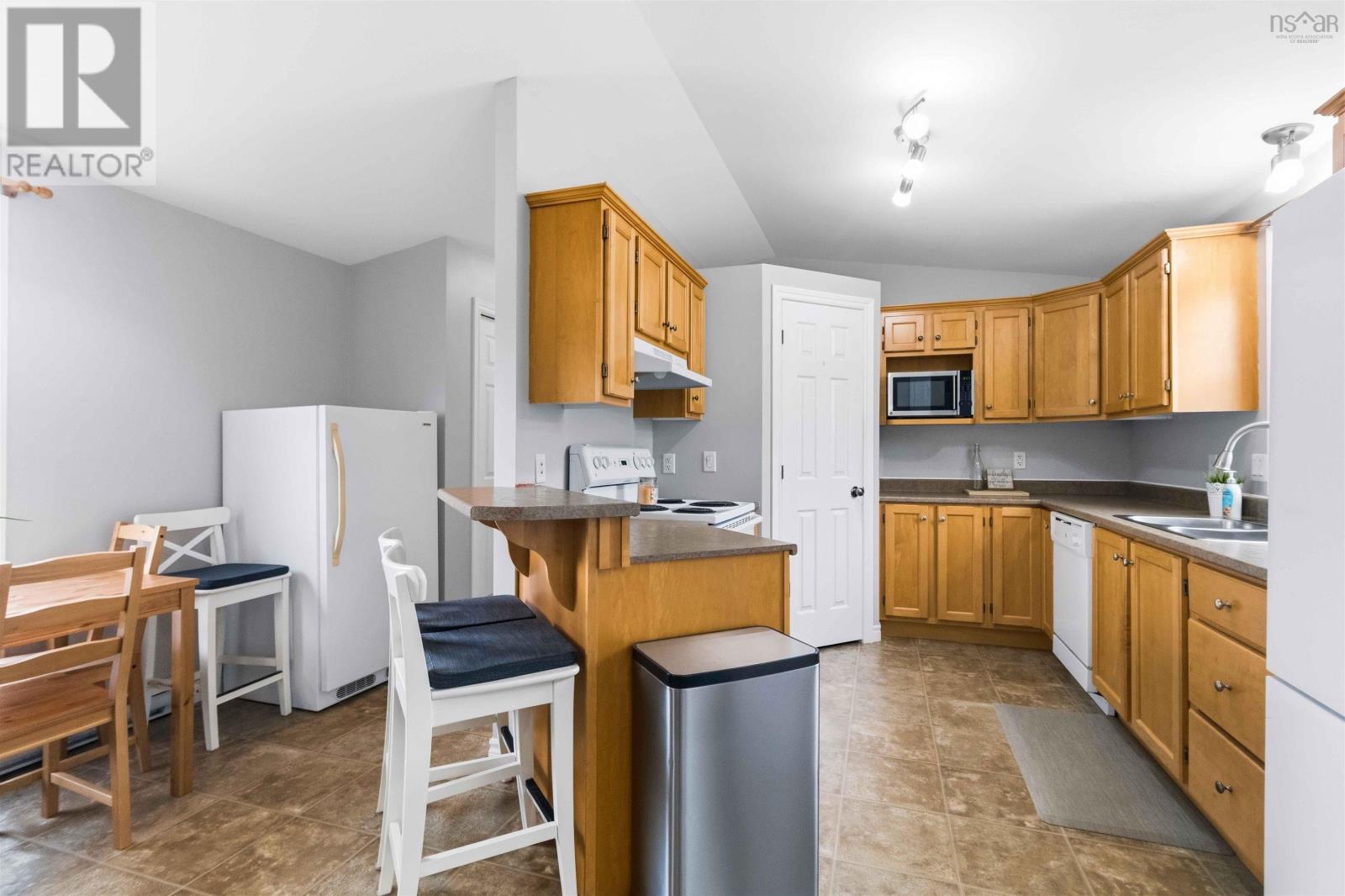 117 Juniper Crescent, Eastern Passage, Nova Scotia  B3G 1M1 - Photo 15 - 202621435