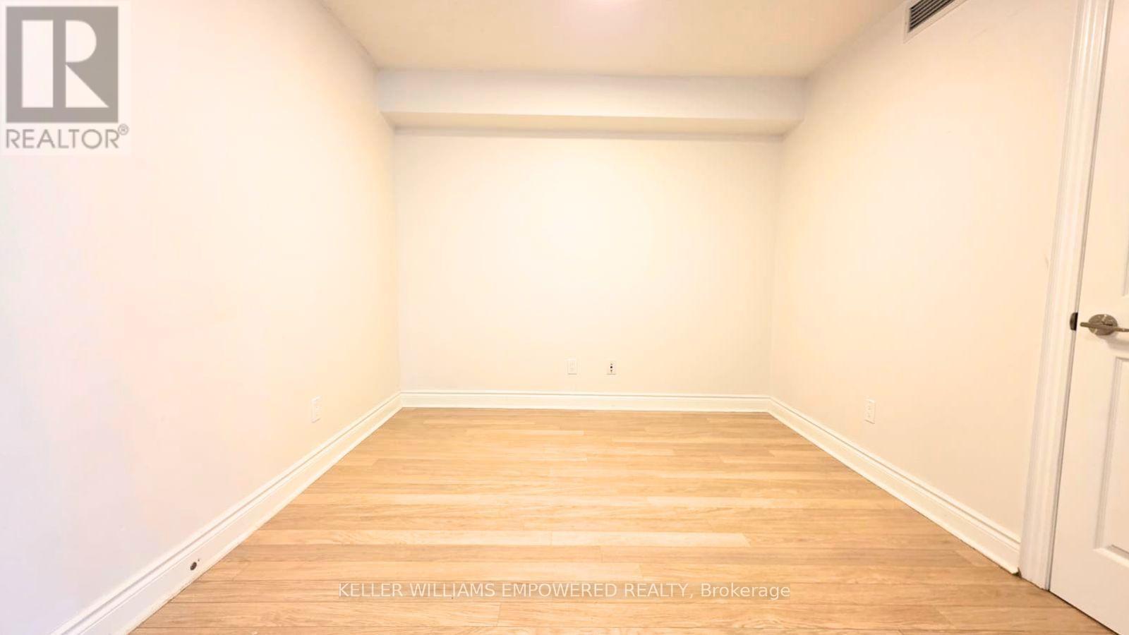872 - 23 Cox Boulevard, Markham, Ontario L3R 7Z9 - Photo 11 - N13663474