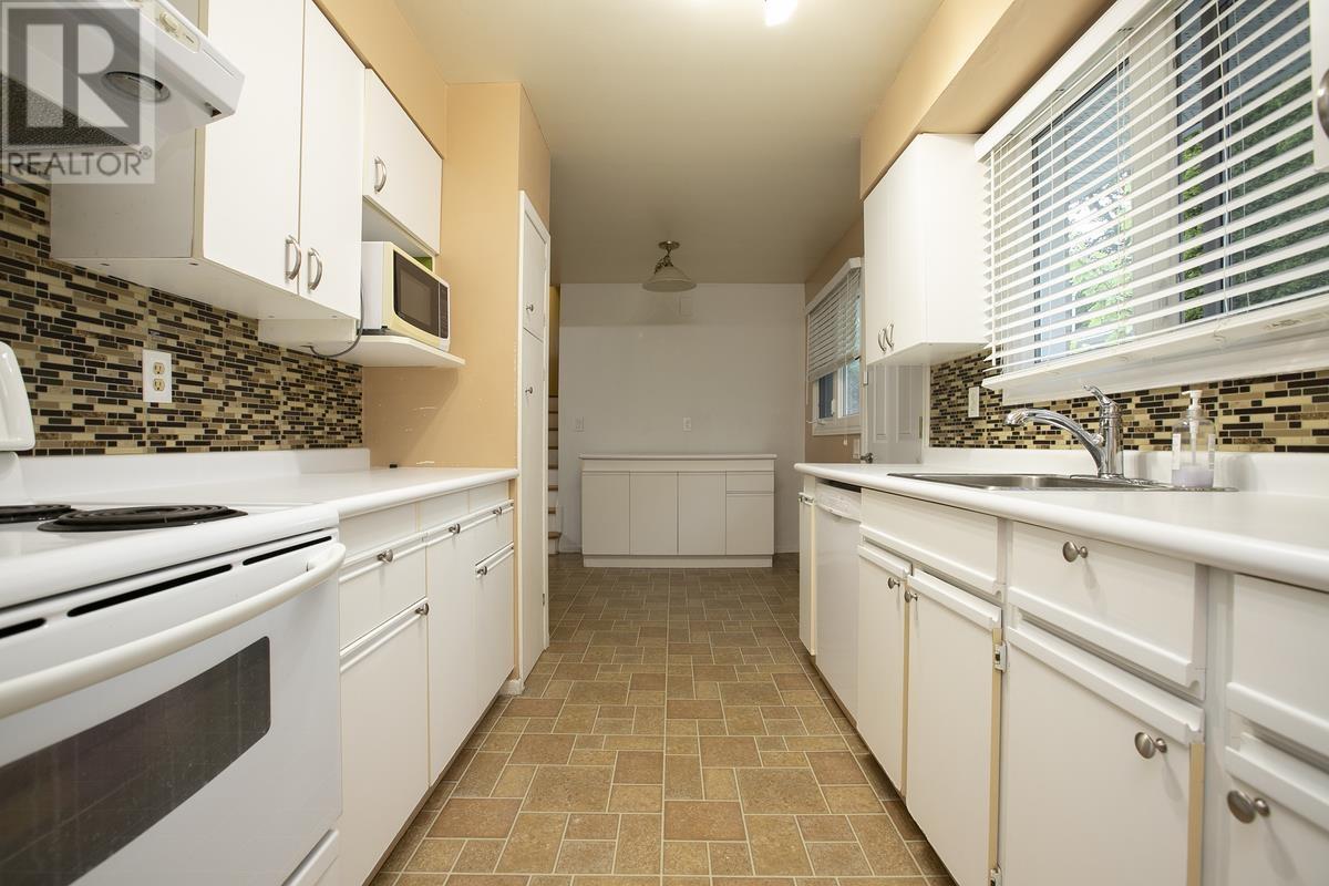 22 Princess Cres, Sault Ste. Marie, Ontario  P6B 3P3 - Photo 11 - SM262297
