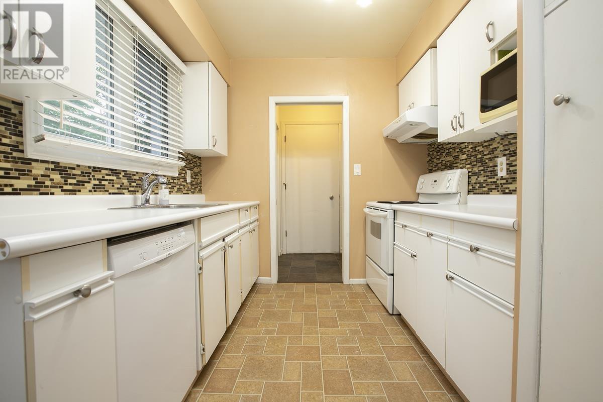 22 Princess Cres, Sault Ste. Marie, Ontario  P6B 3P3 - Photo 14 - SM262297