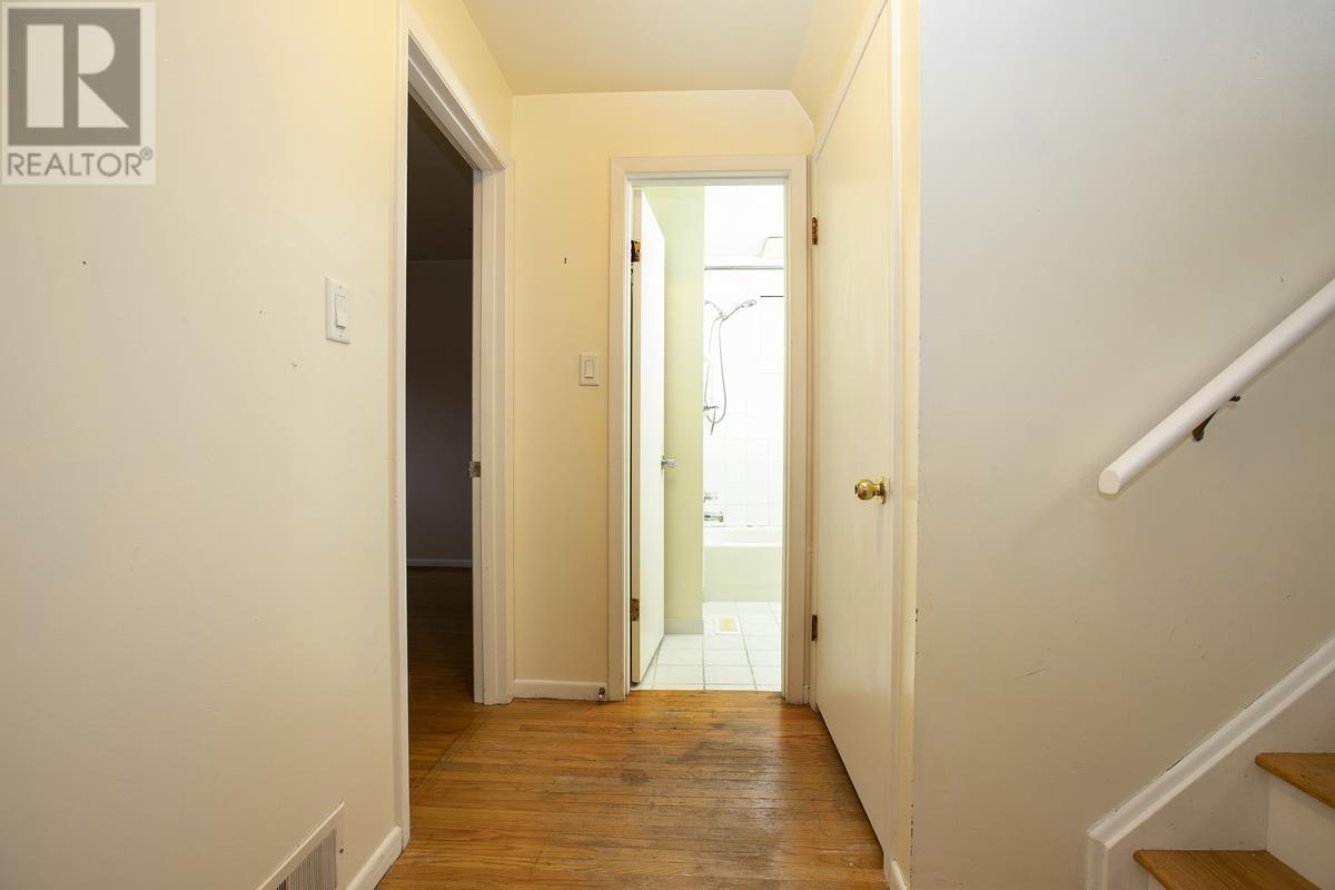 22 Princess Cres, Sault Ste. Marie, Ontario  P6B 3P3 - Photo 33 - SM262297