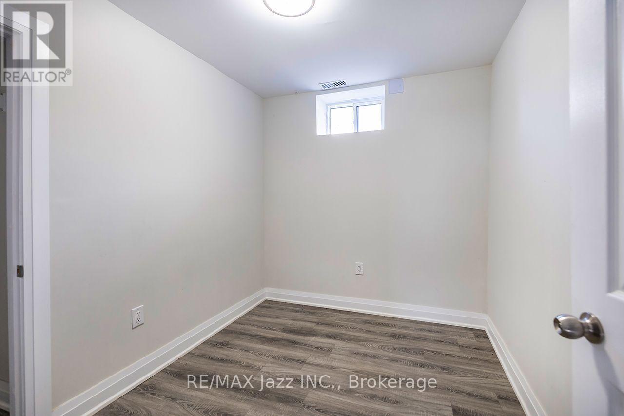 37 Lincoln Street, Ajax, Ontario  L1S 6C4 - Photo 30 - E13709518