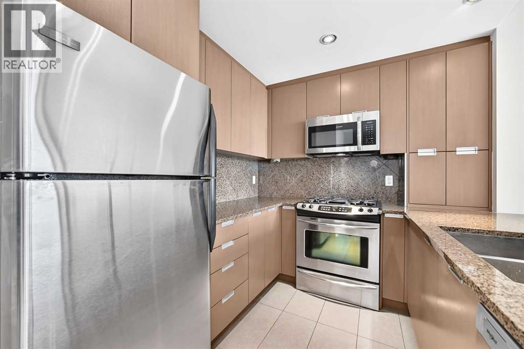 2204, 99 Spruce Place Sw, Calgary, Alberta  T3C 3X7 - Photo 10 - A2326928