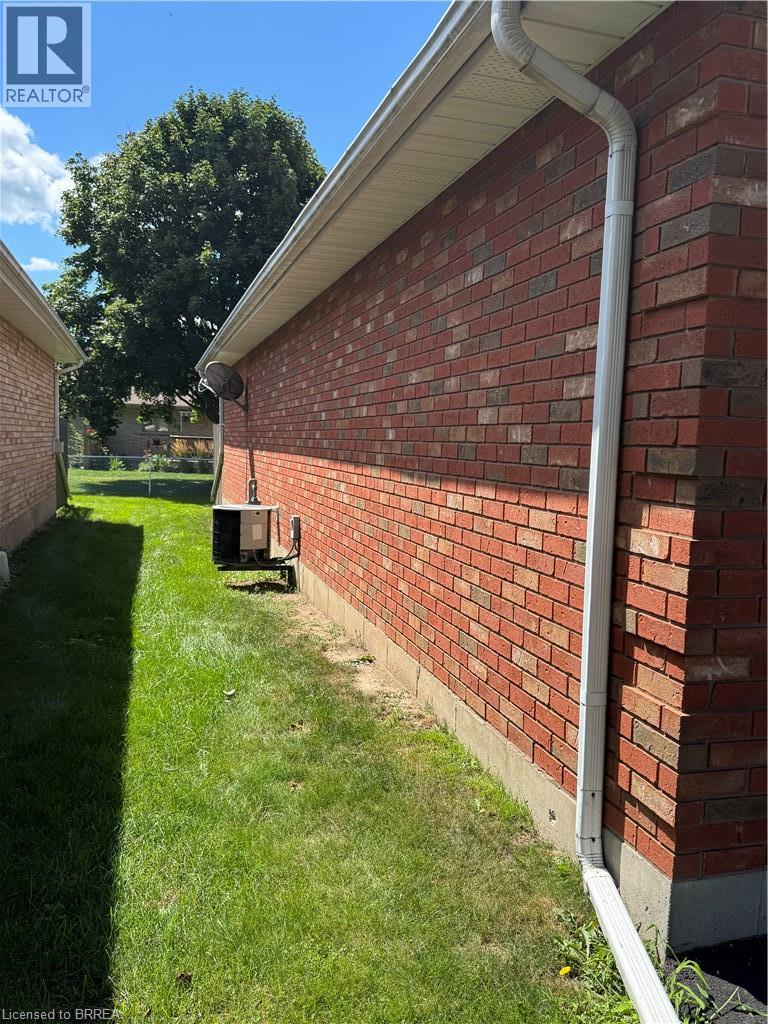 60 Whitlaw Way Unit# 16, Paris, Ontario  N3L 4C3 - Photo 4 - 40857290