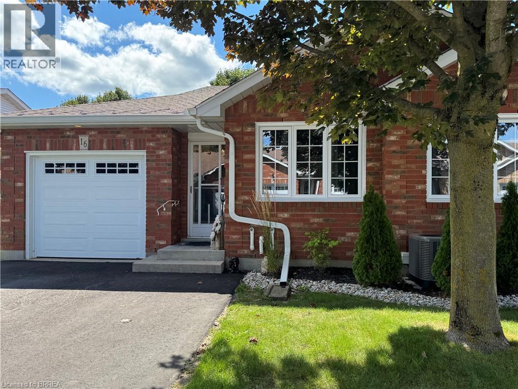 60 WHITLAW Way Unit# 16, Paris, Ontario