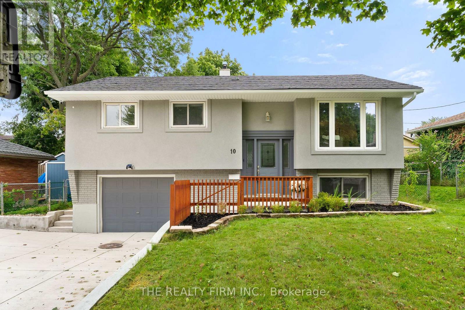 10 Afton Road, London South, Ontario  N5Z 3Z7 - Photo 1 - X13709620