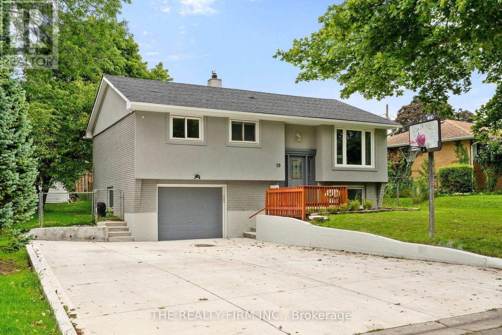 10 Afton Road, London South, Ontario  N5Z 3Z7 - Photo 2 - X13709620
