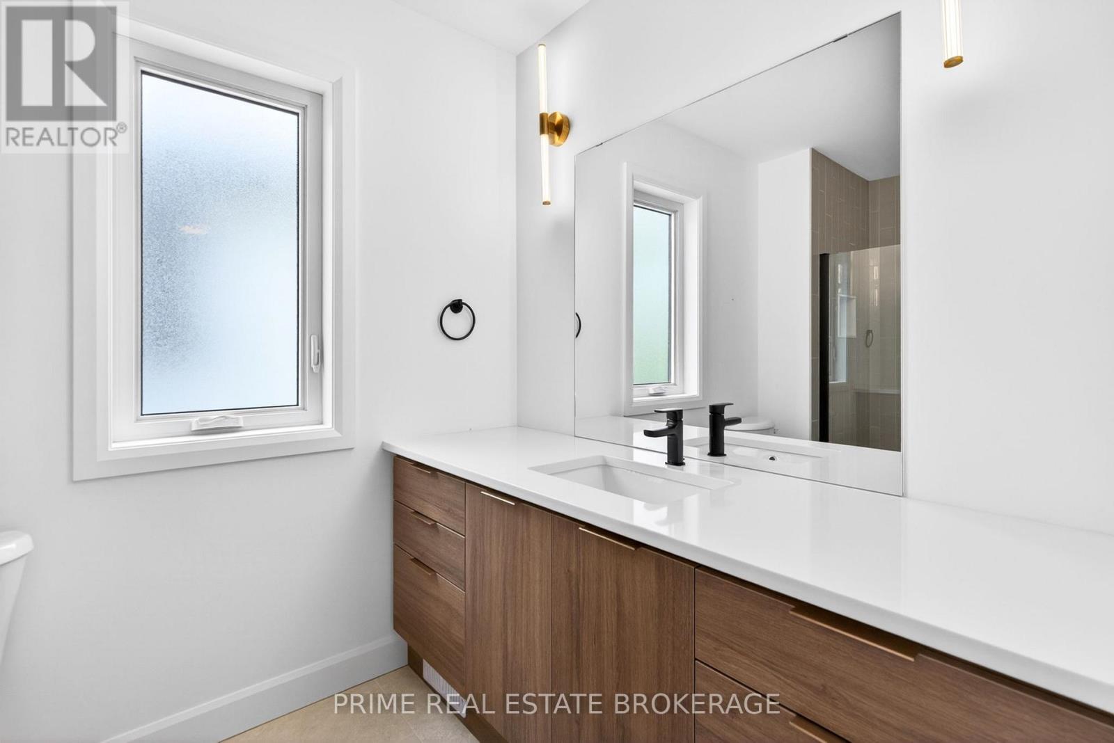 5 - 177 Chestnut Street, Lucan Biddulph, Ontario  N0M 2J0 - Photo 13 - X13709674