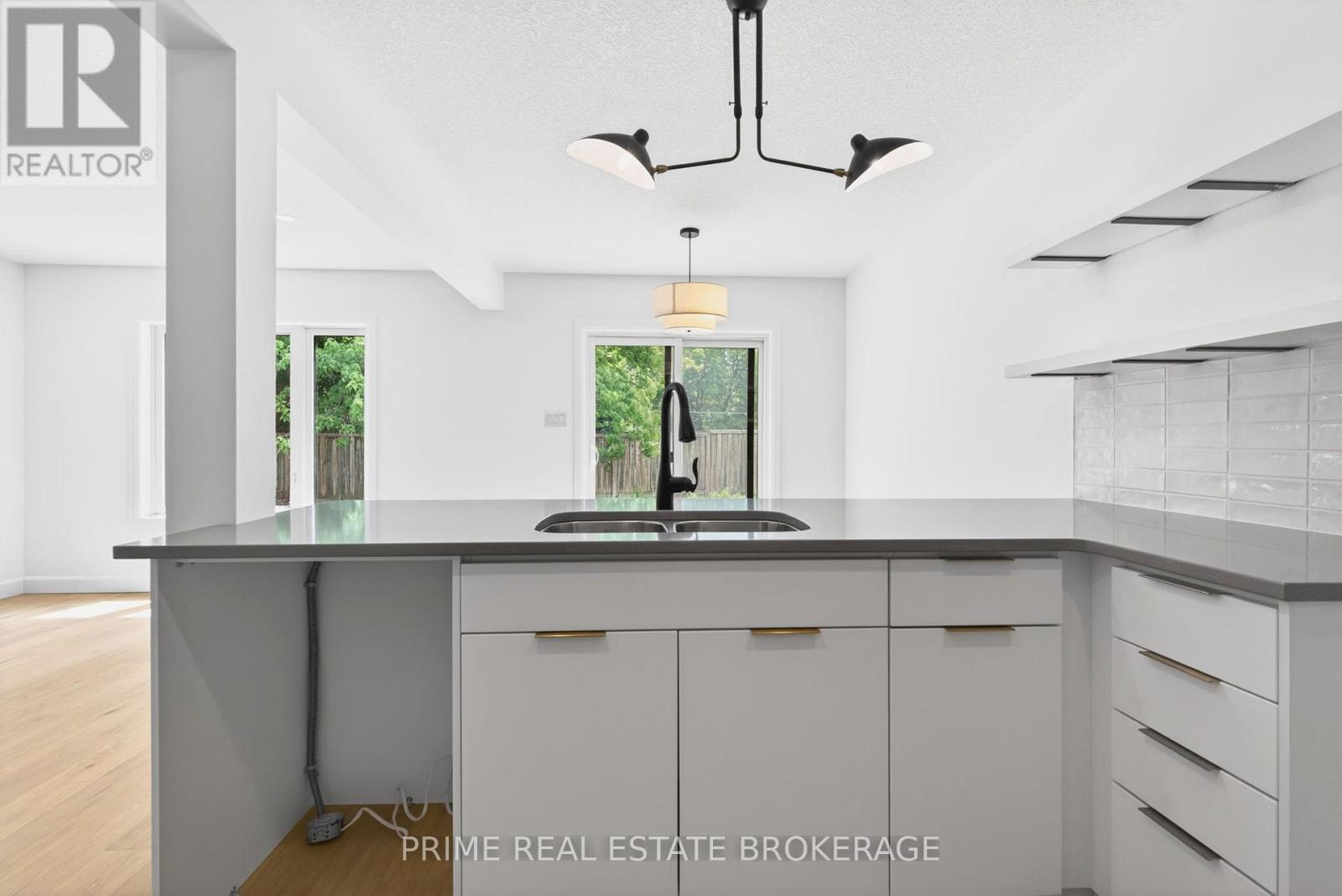 5 - 177 Chestnut Street, Lucan Biddulph, Ontario  N0M 2J0 - Photo 6 - X13709674