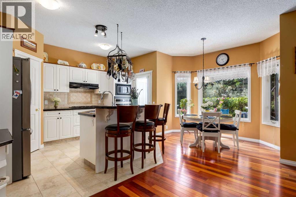 142 Springbank Crescent Sw, Calgary, Alberta  T3H 3S6 - Photo 11 - A2337350
