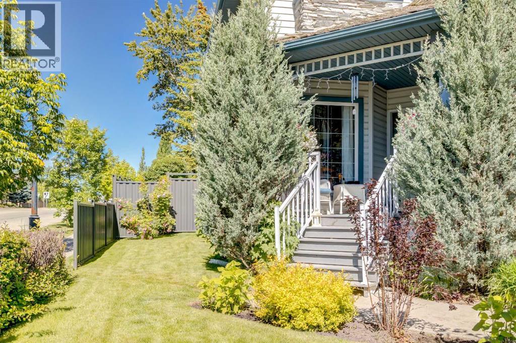 142 Springbank Crescent Sw, Calgary, Alberta  T3H 3S6 - Photo 5 - A2337350