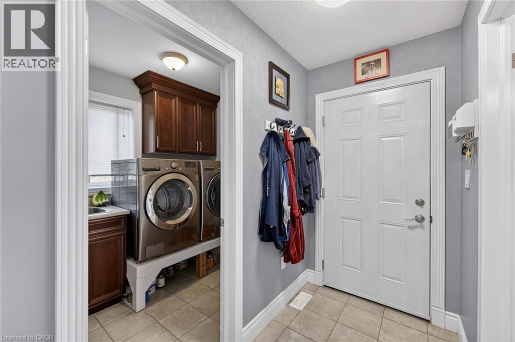 9 West Street N, Springford, Ontario  N0J 1X0 - Photo 18 - 40844815