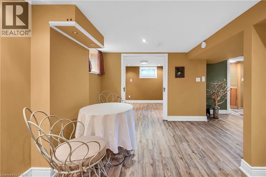 360 Guelph Line, Burlington, Ontario  L7R 3L4 - Photo 37 - 40846981