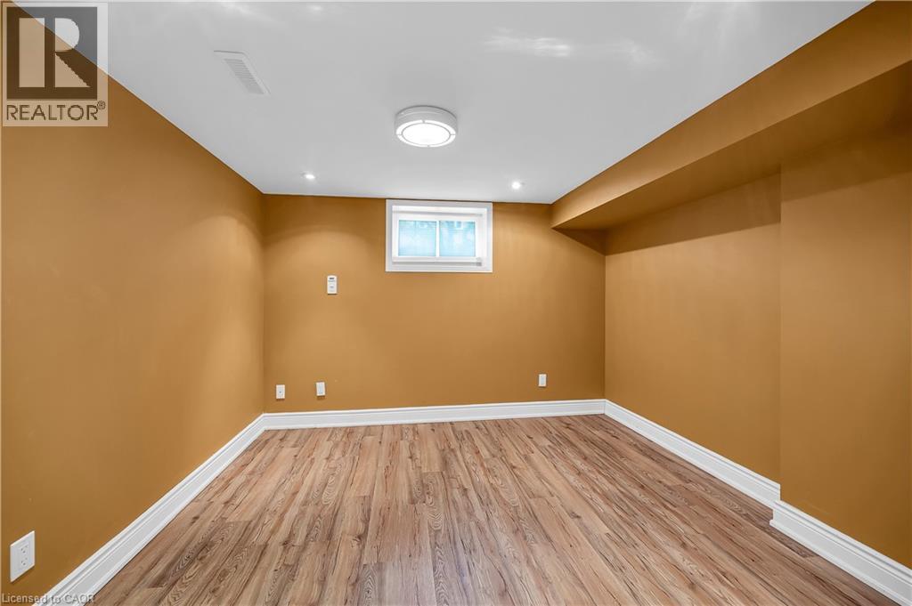 360 Guelph Line, Burlington, Ontario  L7R 3L4 - Photo 43 - 40846981