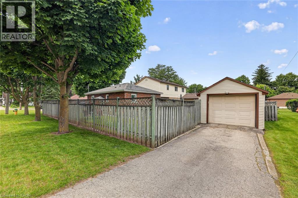 209 Butler Street, Woodstock, Ontario  N4S 3A8 - Photo 4 - 40853167