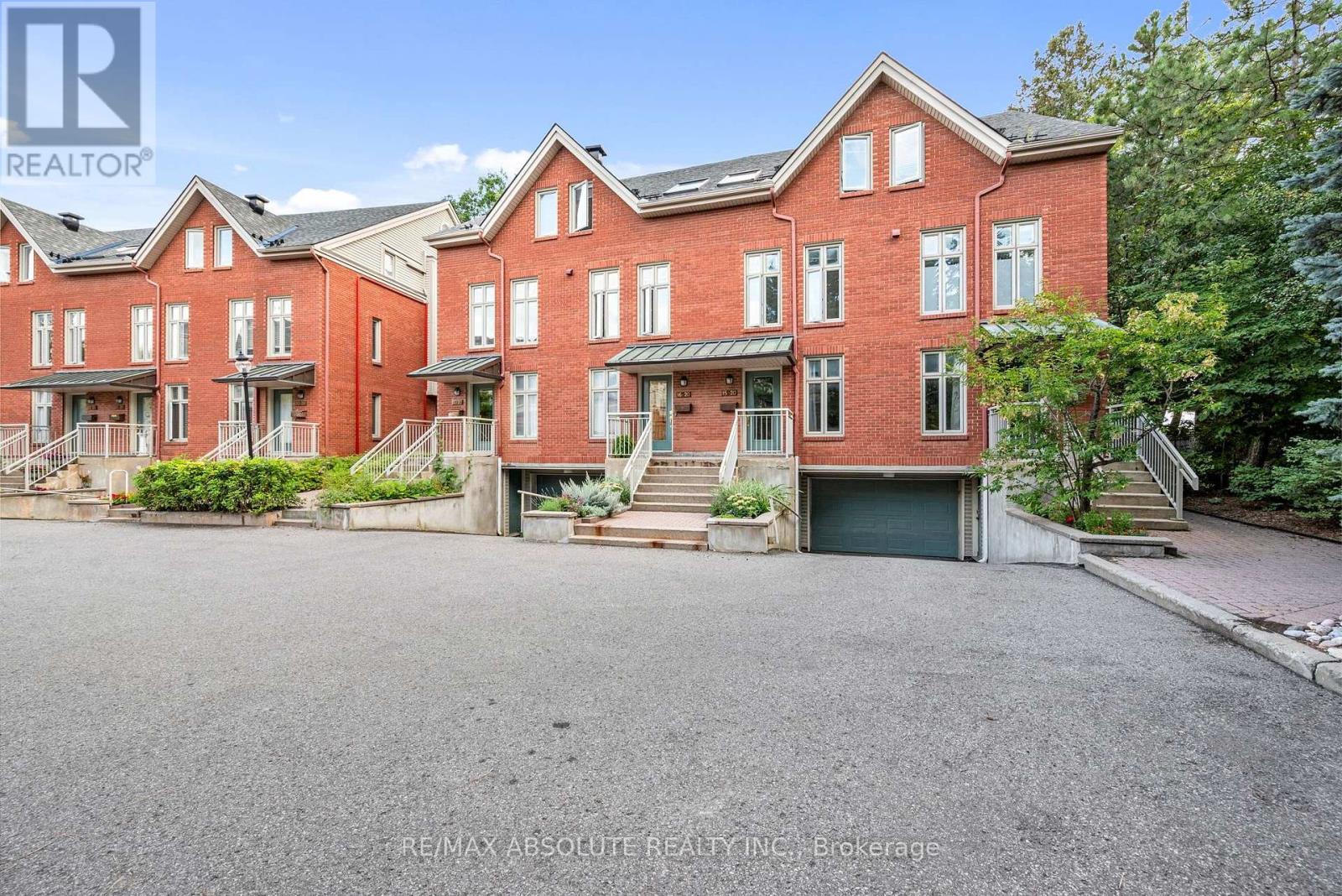 16 - 20 Charlevoix Street, Ottawa, Ontario  K1L 8K5 - Photo 2 - X13709470