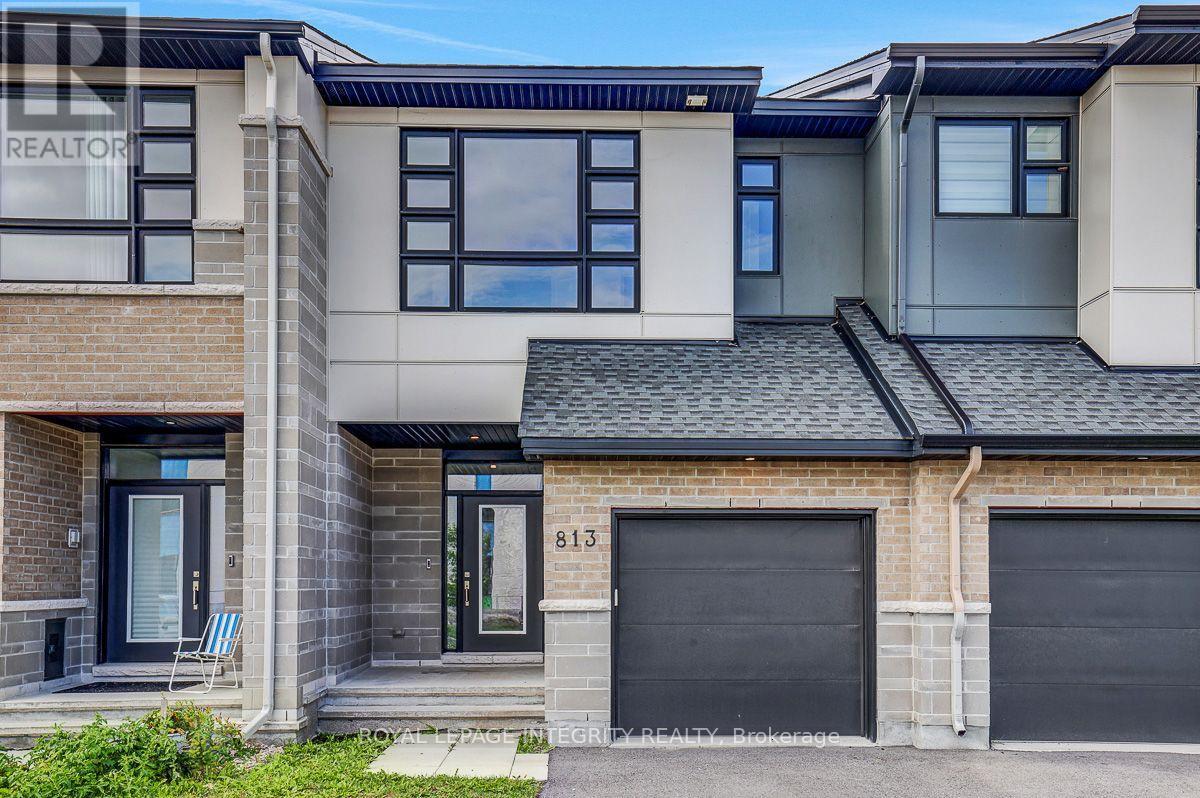 813 BRIAN GOOD AVENUE, Ottawa, Ontario