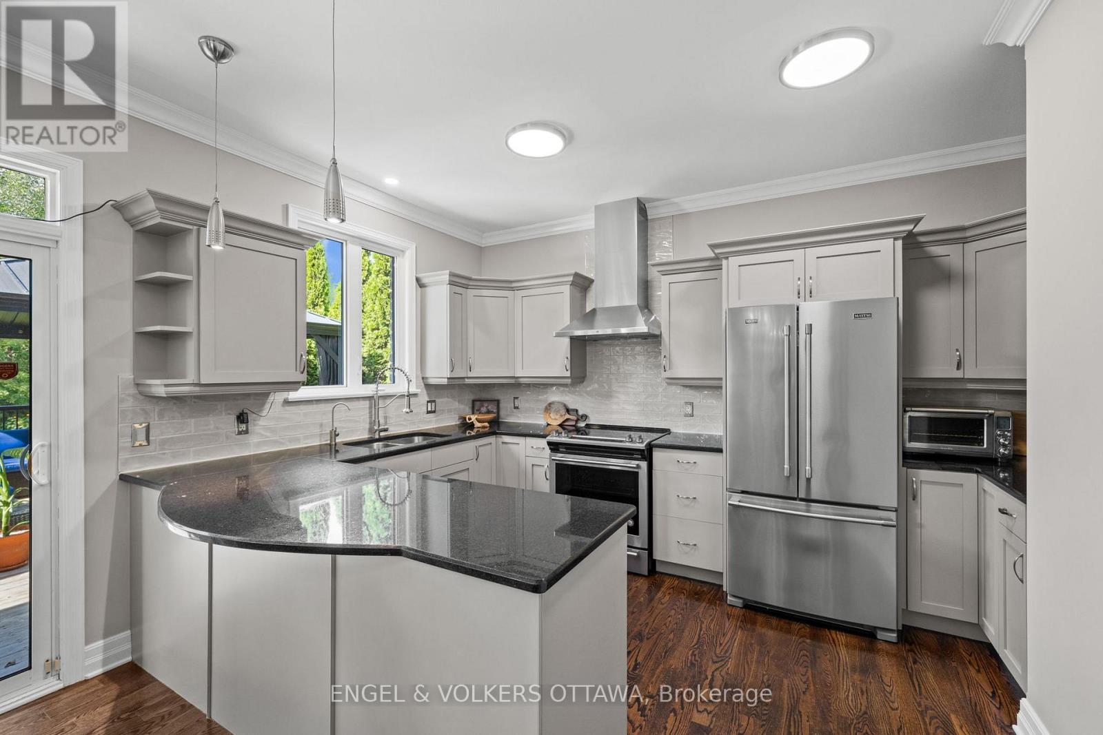 557 Tullamore Street, Ottawa, Ontario  K1X 0A2 - Photo 16 - X13709558