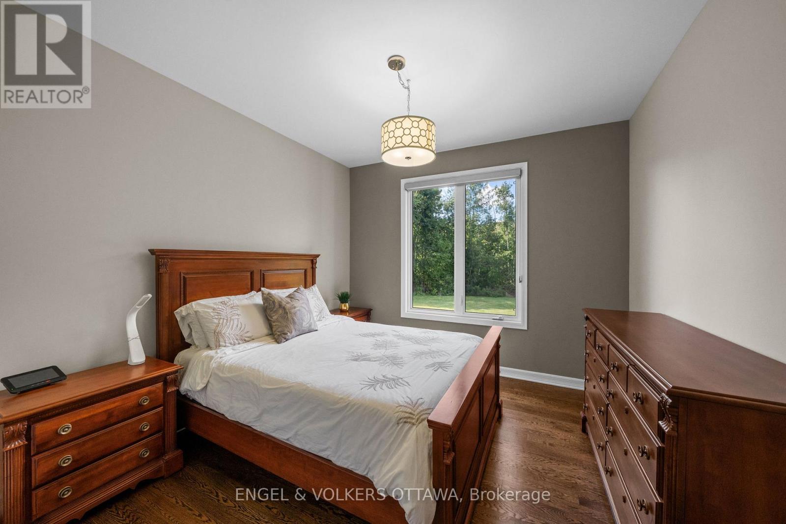 557 Tullamore Street, Ottawa, Ontario  K1X 0A2 - Photo 28 - X13709558