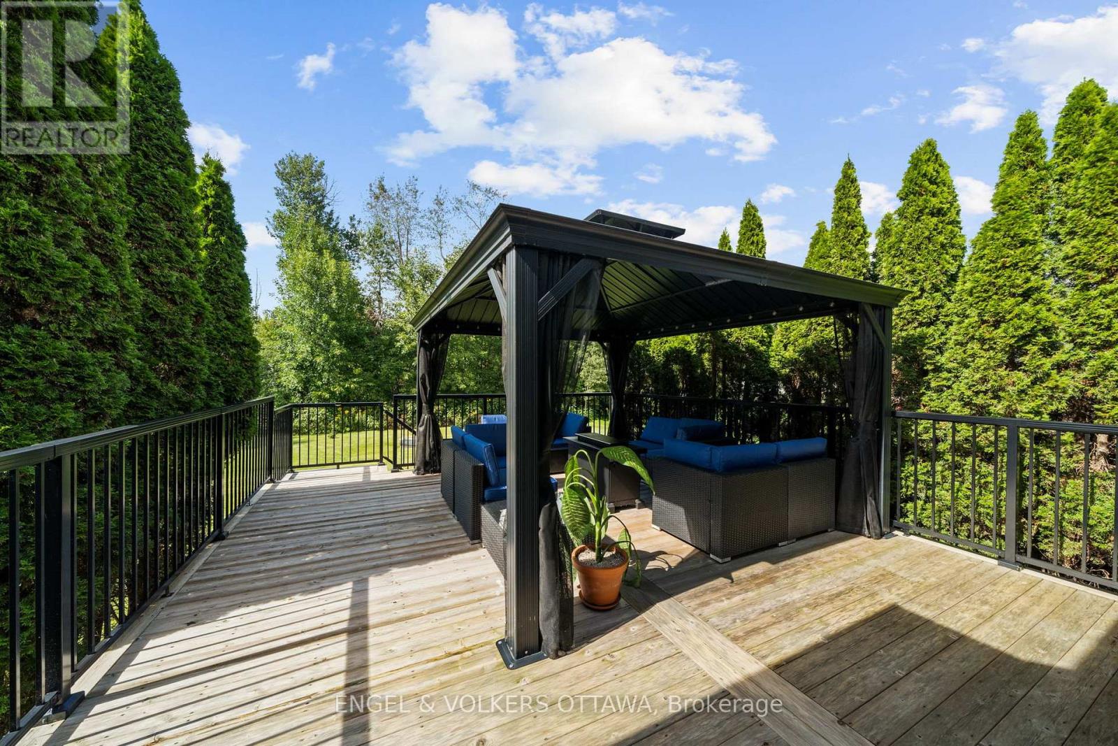 557 Tullamore Street, Ottawa, Ontario  K1X 0A2 - Photo 36 - X13709558