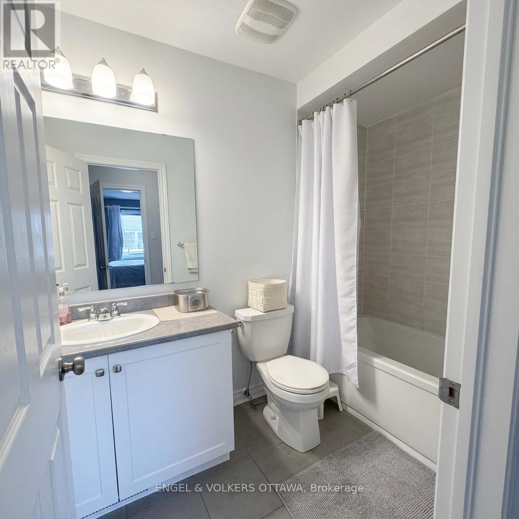 110 Lapland Private, Ottawa, Ontario  K2V 0S5 - Photo 15 - X13709588