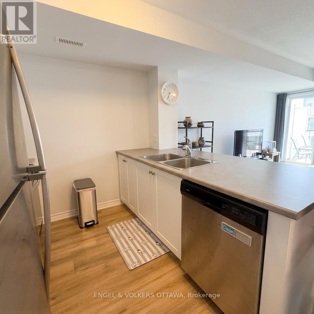 110 Lapland Private, Ottawa, Ontario  K2V 0S5 - Photo 6 - X13709588
