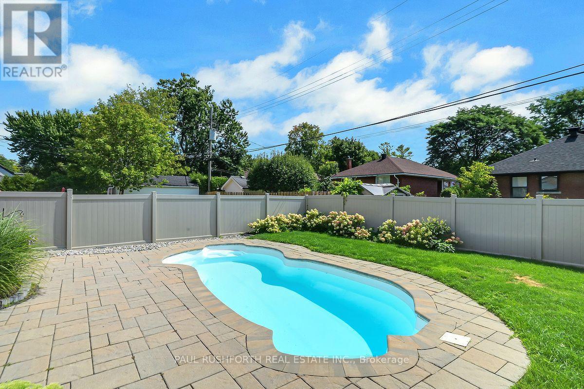 1072 Richard Avenue, Ottawa, Ontario  K1H 8C4 - Photo 39 - X13709680