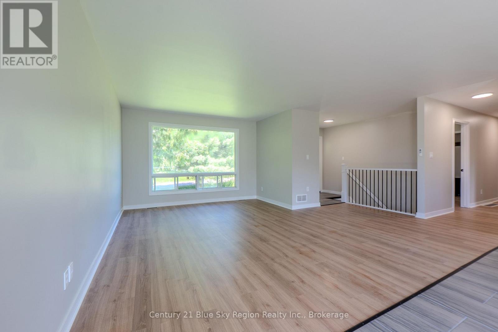 418 Laurier Street, Bonfield, Ontario  P0H 1H0 - Photo 10 - X13709474