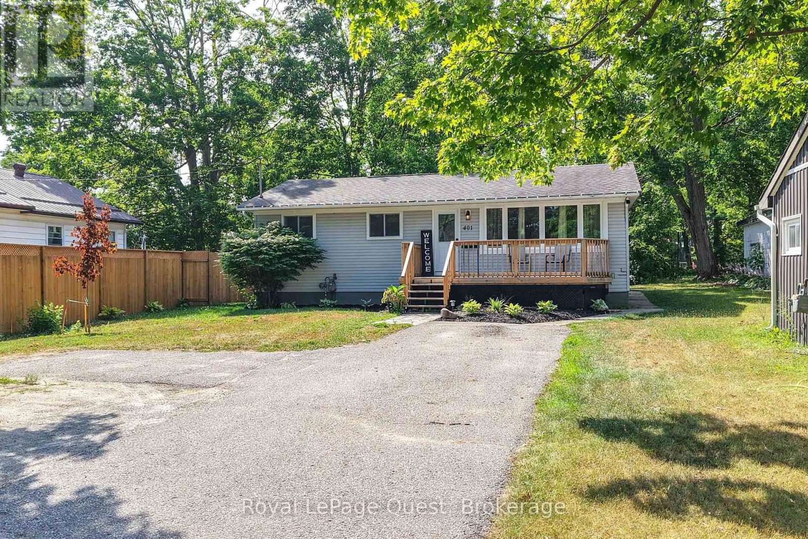 401 Mississaga Street W, Orillia, Ontario  L3V 3C4 - Photo 43 - S13709598
