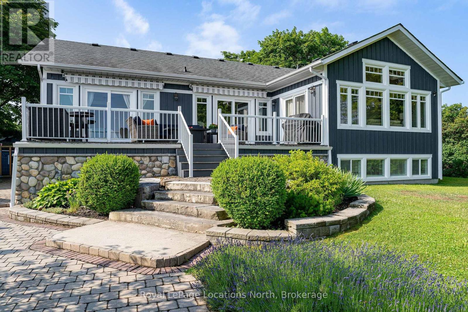 17 Cherry Street, Collingwood, Ontario L9Y 0X2 - Photo 3 - S13709640