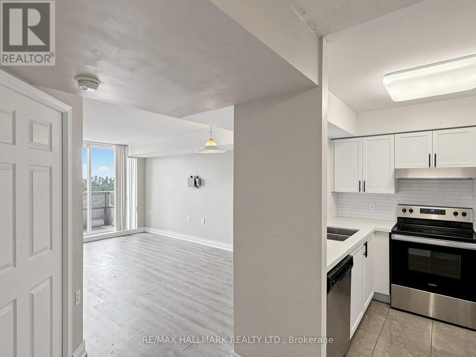 1808 - 35 Finch Avenue E, Toronto, Ontario  M2N 6Z8 - Photo 13 - C13709596