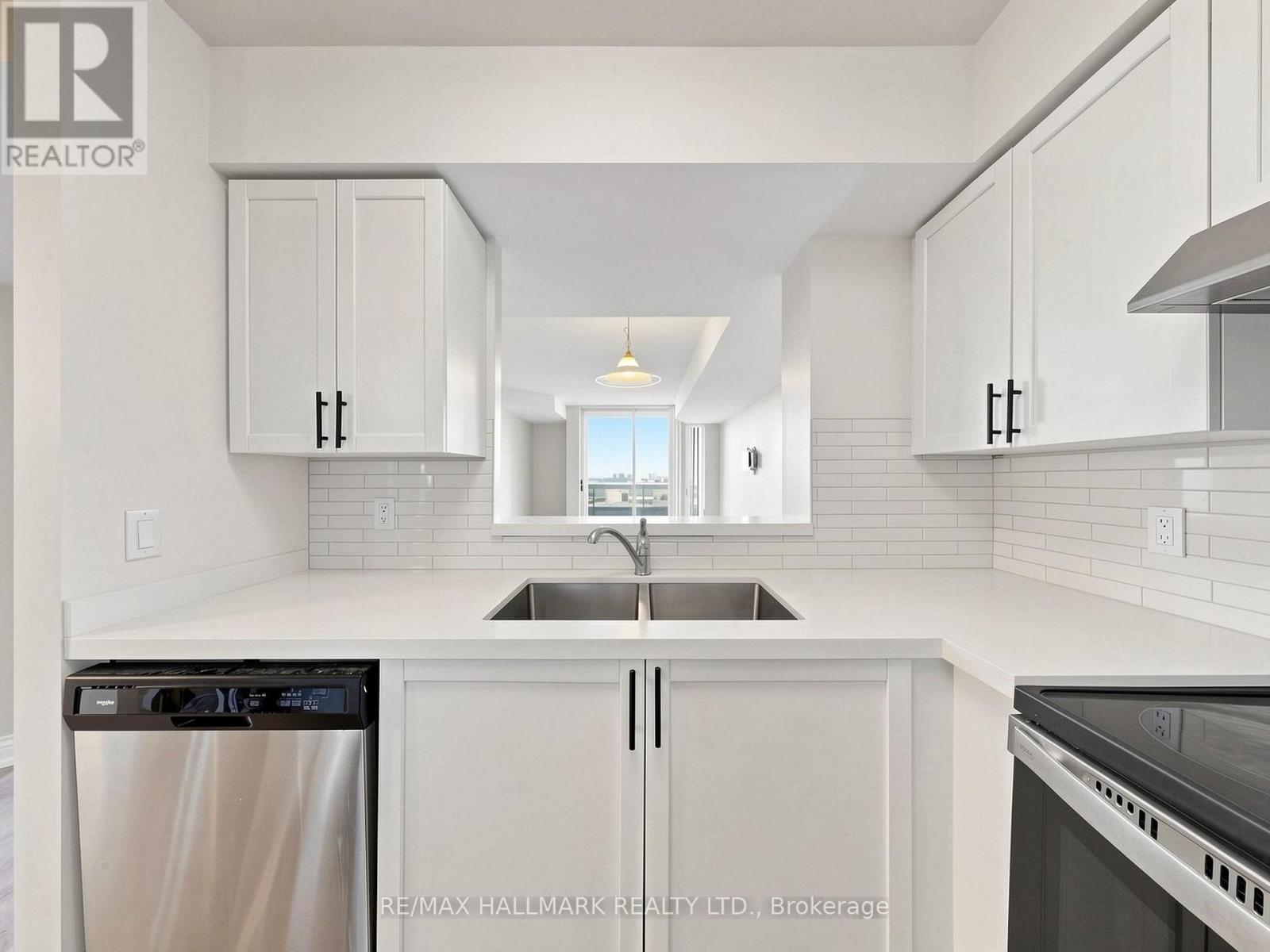1808 - 35 Finch Avenue E, Toronto, Ontario  M2N 6Z8 - Photo 15 - C13709596