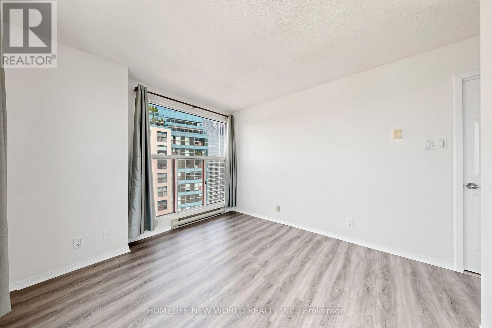 3512 - 99 Harbour Square, Toronto, Ontario  M5J 2H2 - Photo 24 - C13709604