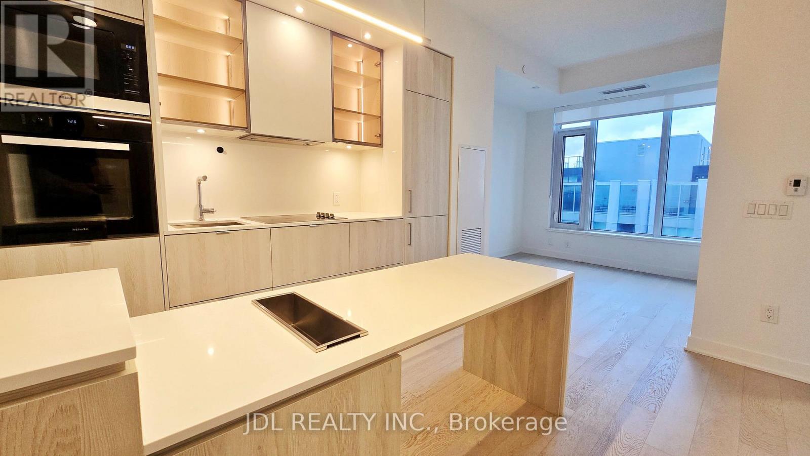 5506 - 11 Yorkville Avenue, Toronto, Ontario  M4W 0B7 - Photo 3 - C13709644
