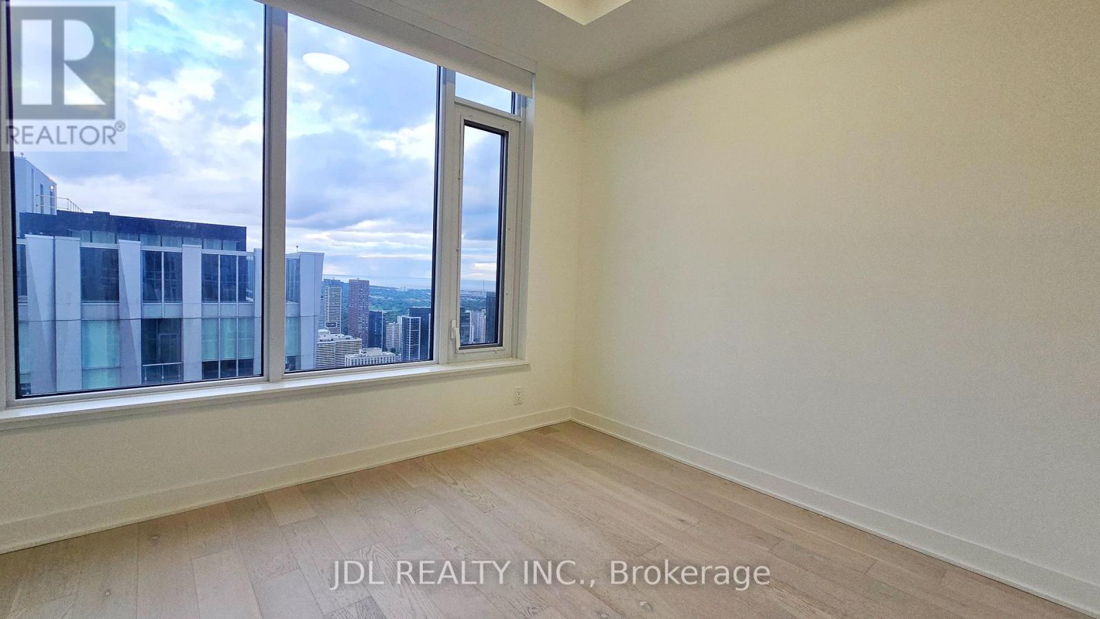 5506 - 11 Yorkville Avenue, Toronto, Ontario  M4W 0B7 - Photo 8 - C13709644