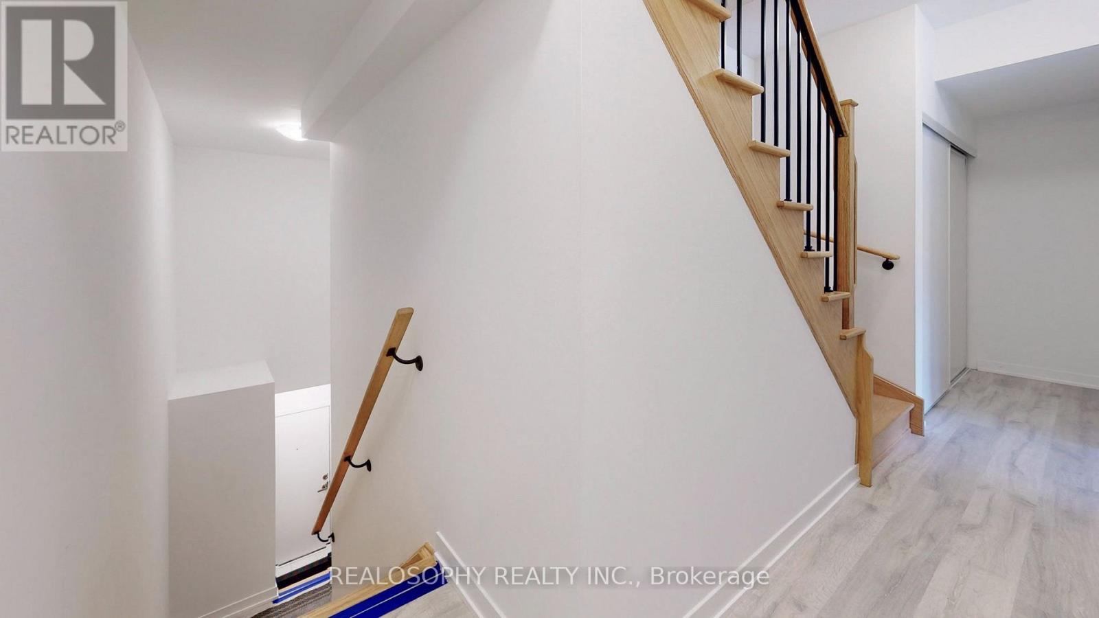 14 - 10 Marquette Avenue, Toronto, Ontario  M6A 1X9 - Photo 25 - C13709734