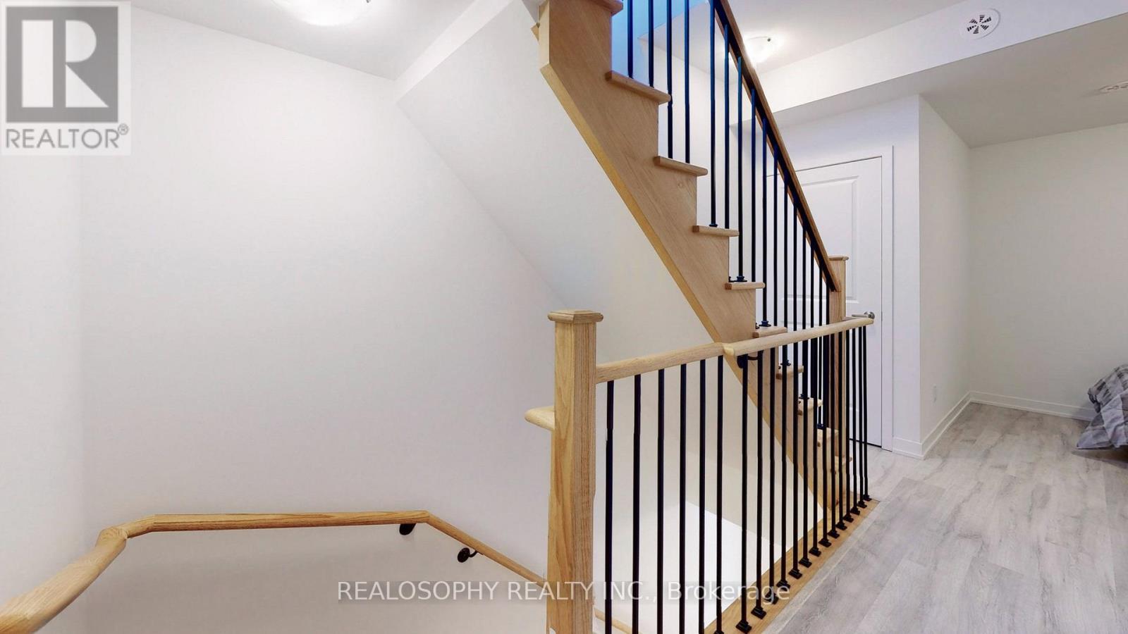 14 - 10 Marquette Avenue, Toronto, Ontario  M6A 1X9 - Photo 26 - C13709734