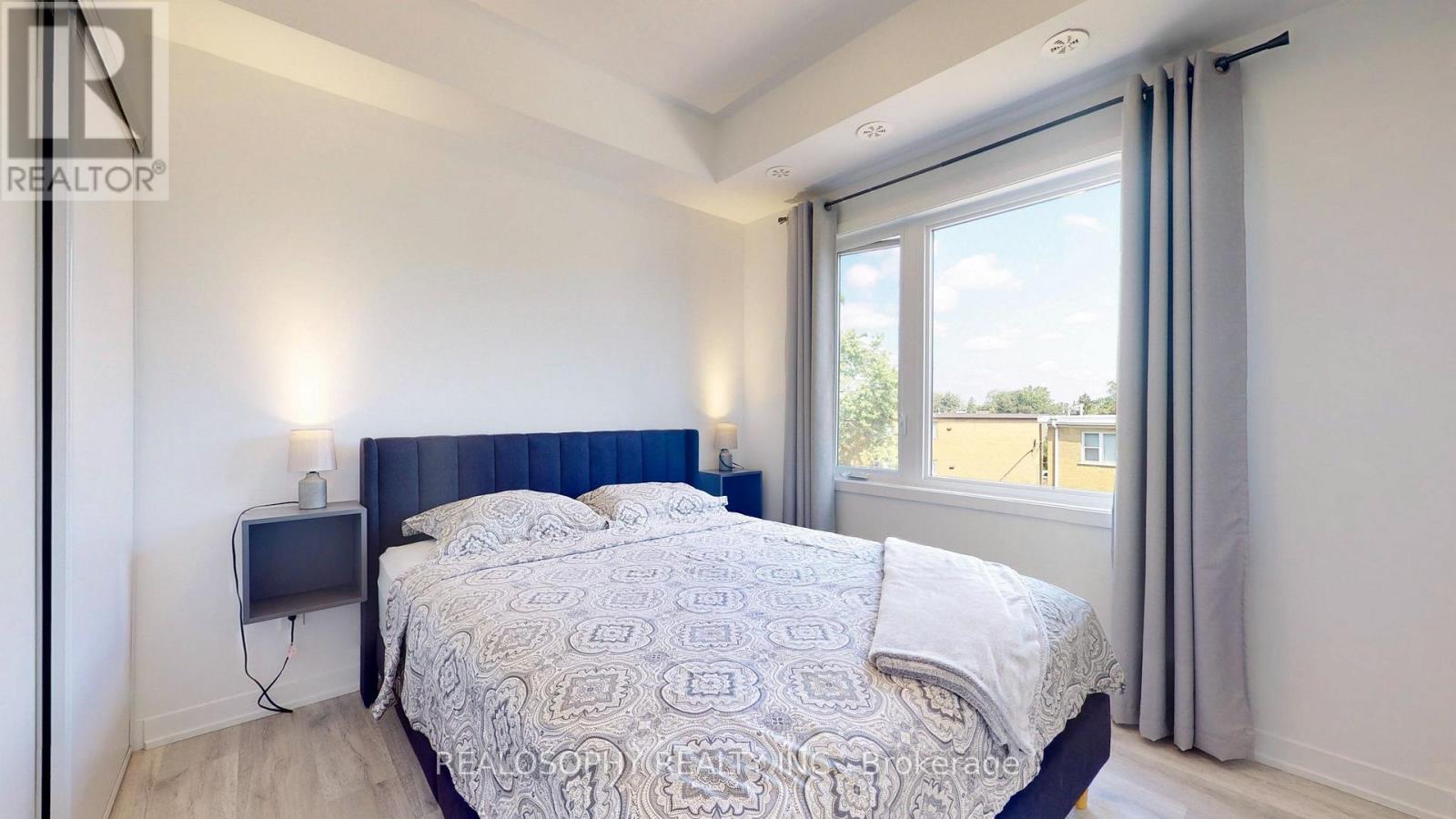 14 - 10 Marquette Avenue, Toronto, Ontario  M6A 1X9 - Photo 30 - C13709734