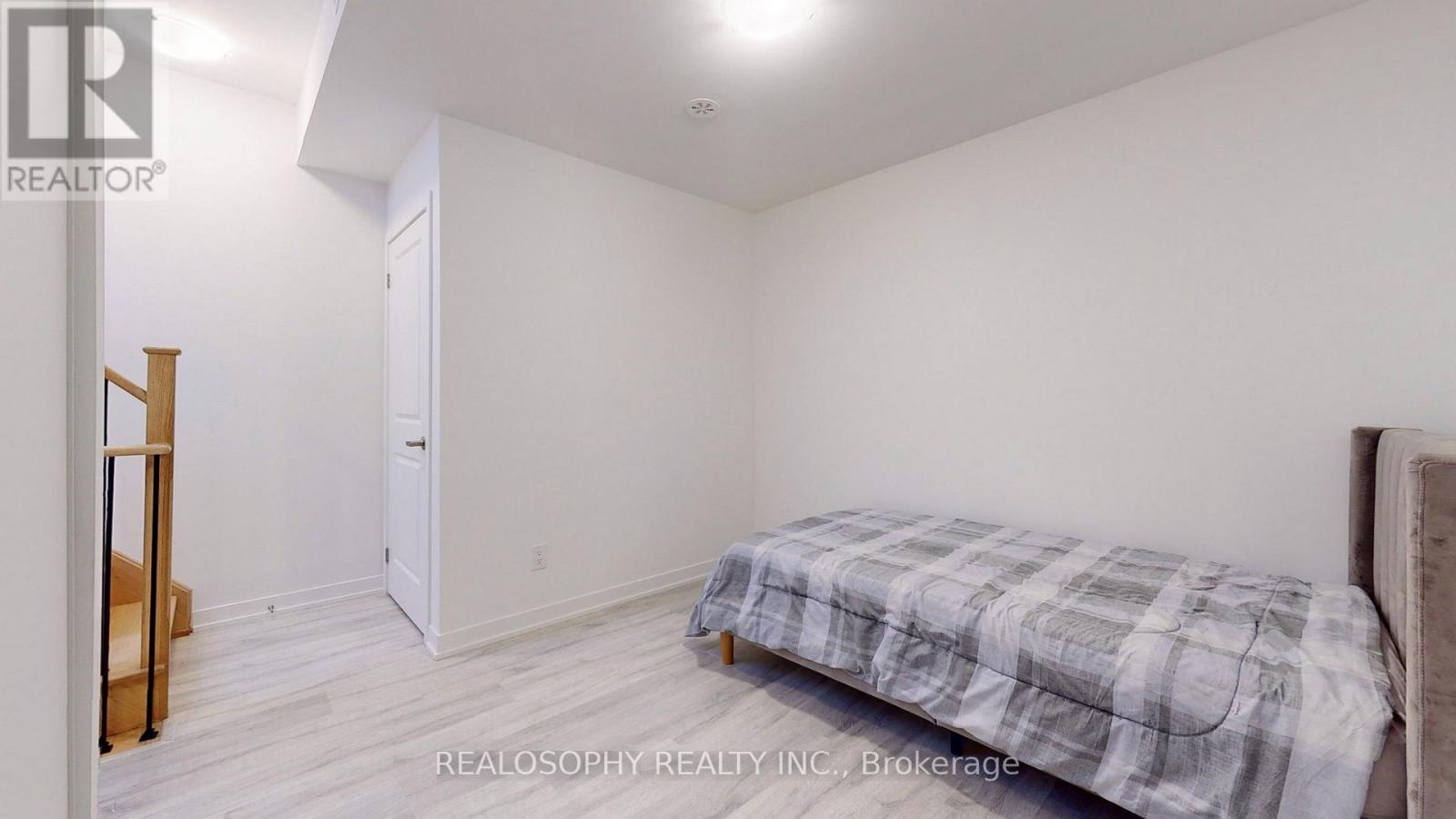 14 - 10 Marquette Avenue, Toronto, Ontario  M6A 1X9 - Photo 35 - C13709734