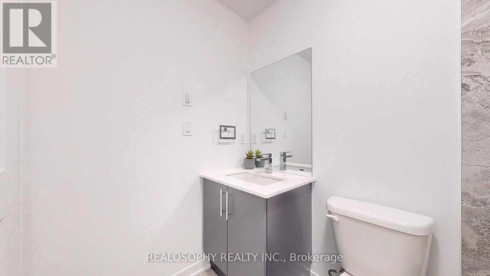 14 - 10 Marquette Avenue, Toronto, Ontario  M6A 1X9 - Photo 39 - C13709734